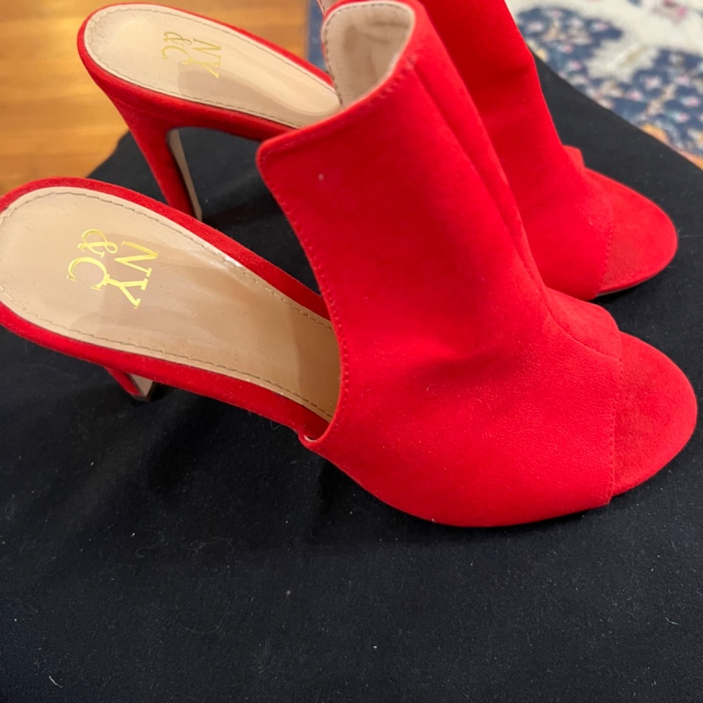 Shoes Red - Picture 5 of 5